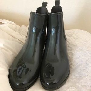Green Gap Rainboots